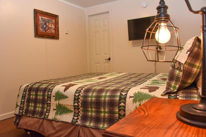 Adirondack Sunrise Lodge Lake George Ngoại thất bức ảnh