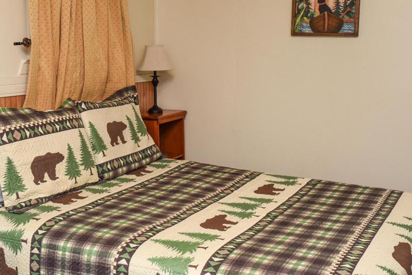 Adirondack Sunrise Lodge Lake George Ngoại thất bức ảnh