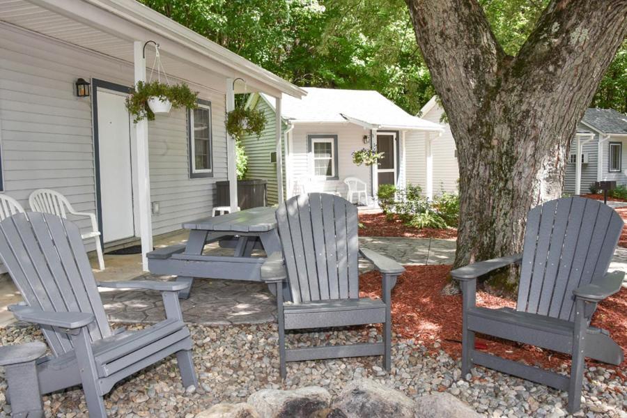 Adirondack Sunrise Lodge Lake George Ngoại thất bức ảnh
