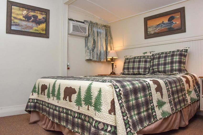 Adirondack Sunrise Lodge Lake George Ngoại thất bức ảnh